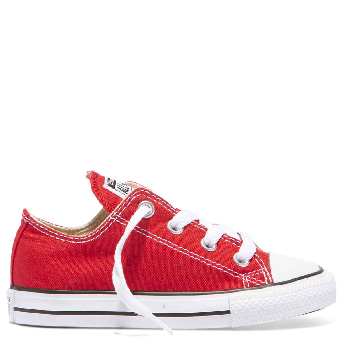 Kids red 2024 chuck taylors